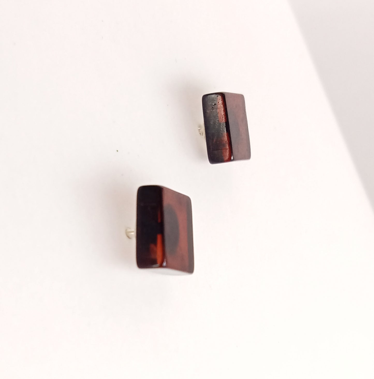 ARETES CUADRO