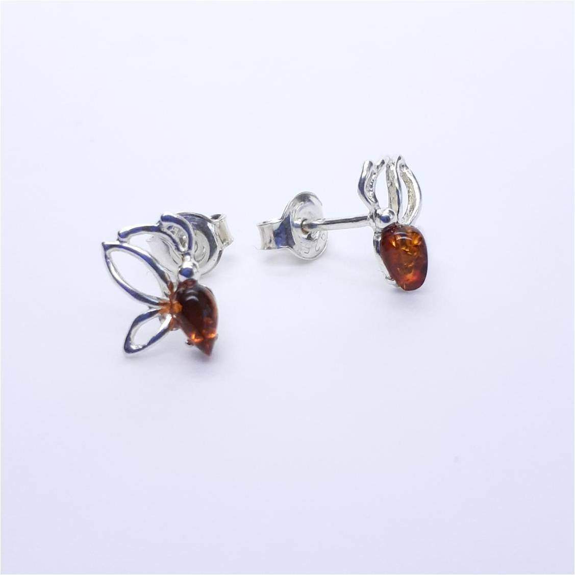 ARETES MARIPOSITA