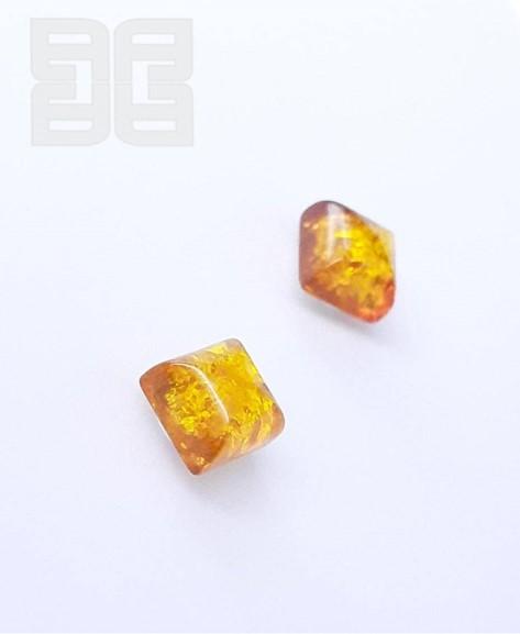 ARETES CUADRO