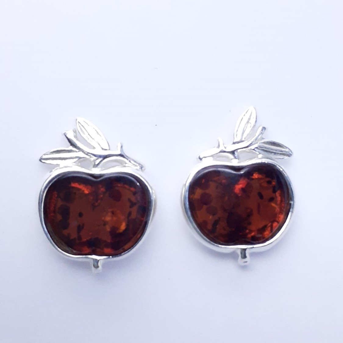 ARETES APPLE