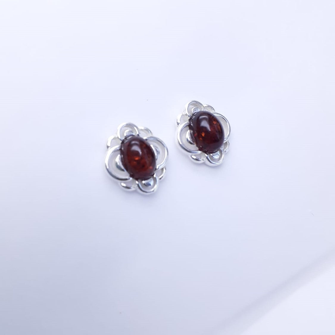 ARETES EMMA