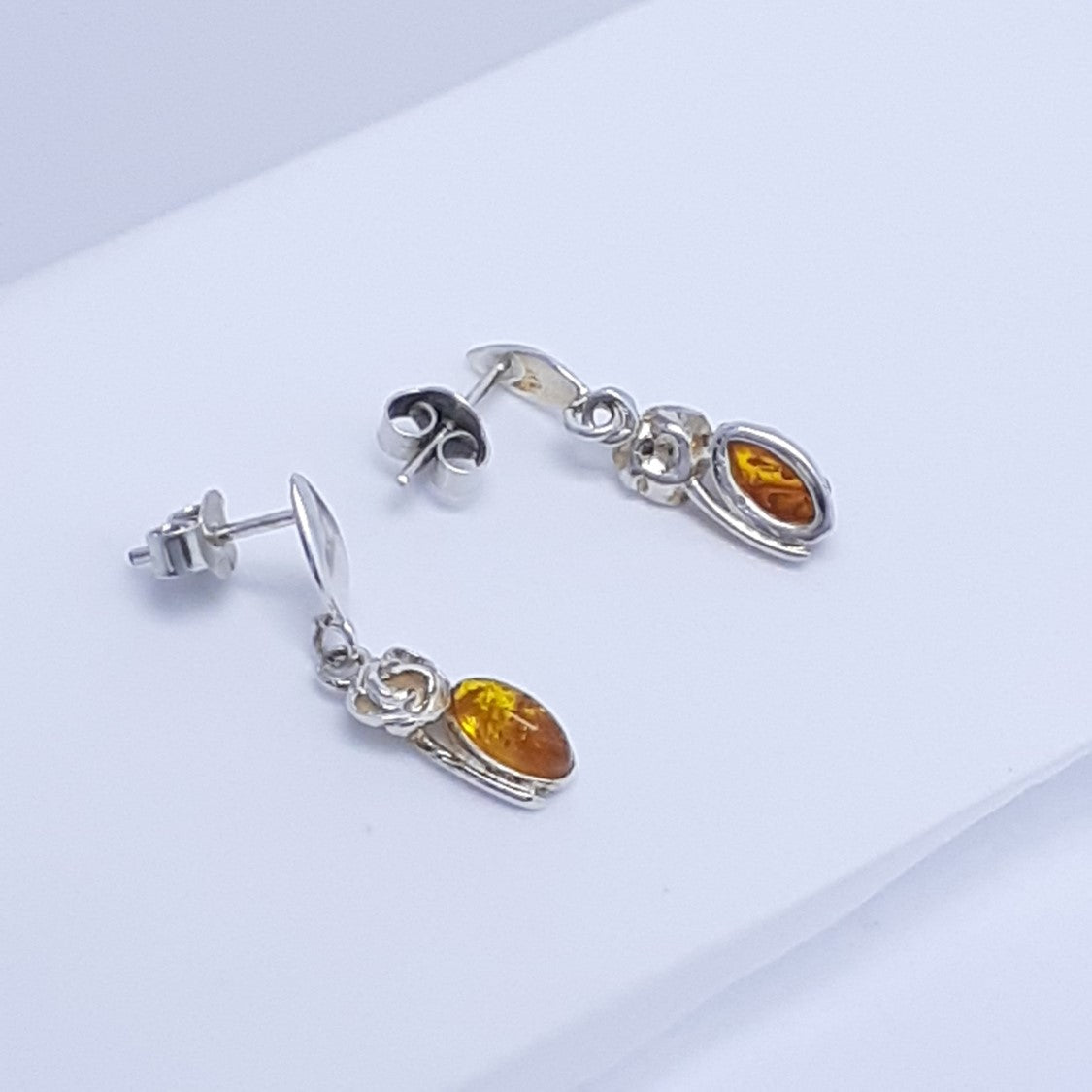ARETES ROSE