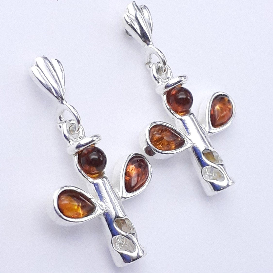 ARETES ÁNGEL
