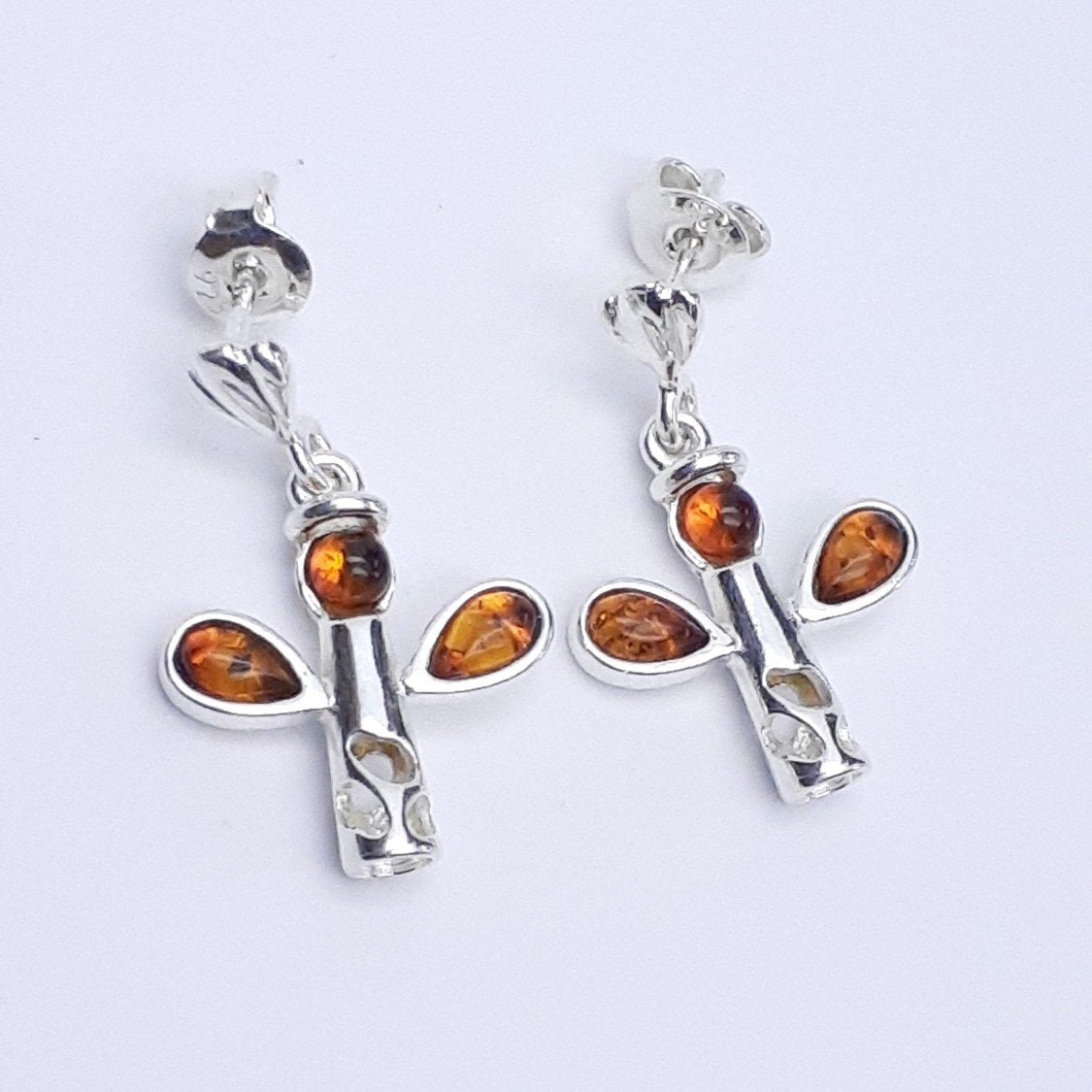 ARETES ÁNGEL