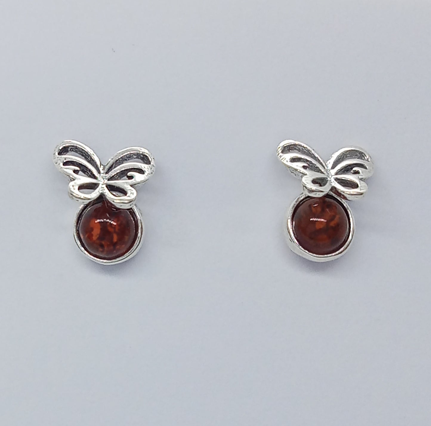 ARETES MARIPOSA VOLADORA