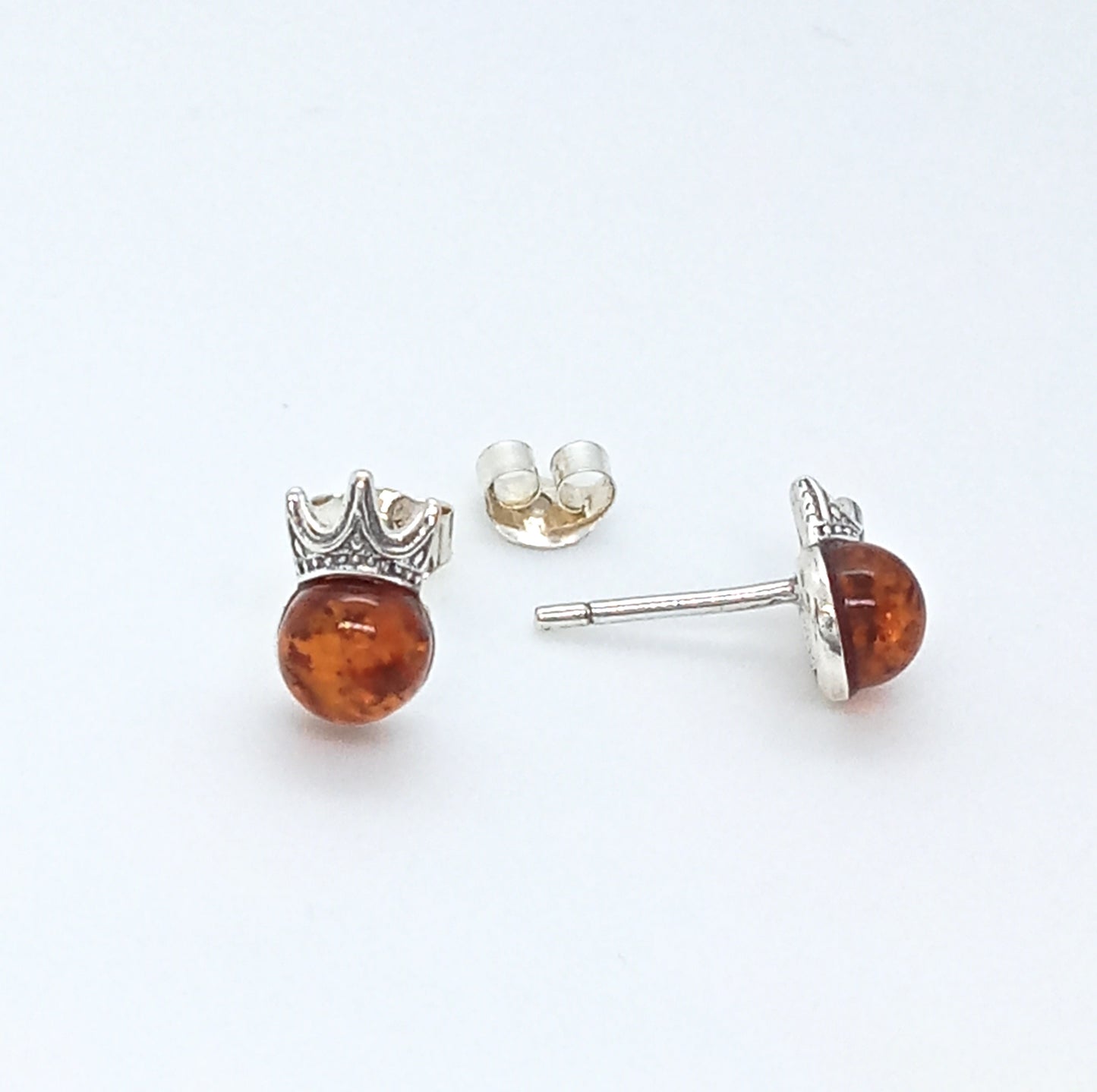 ARETES REINA