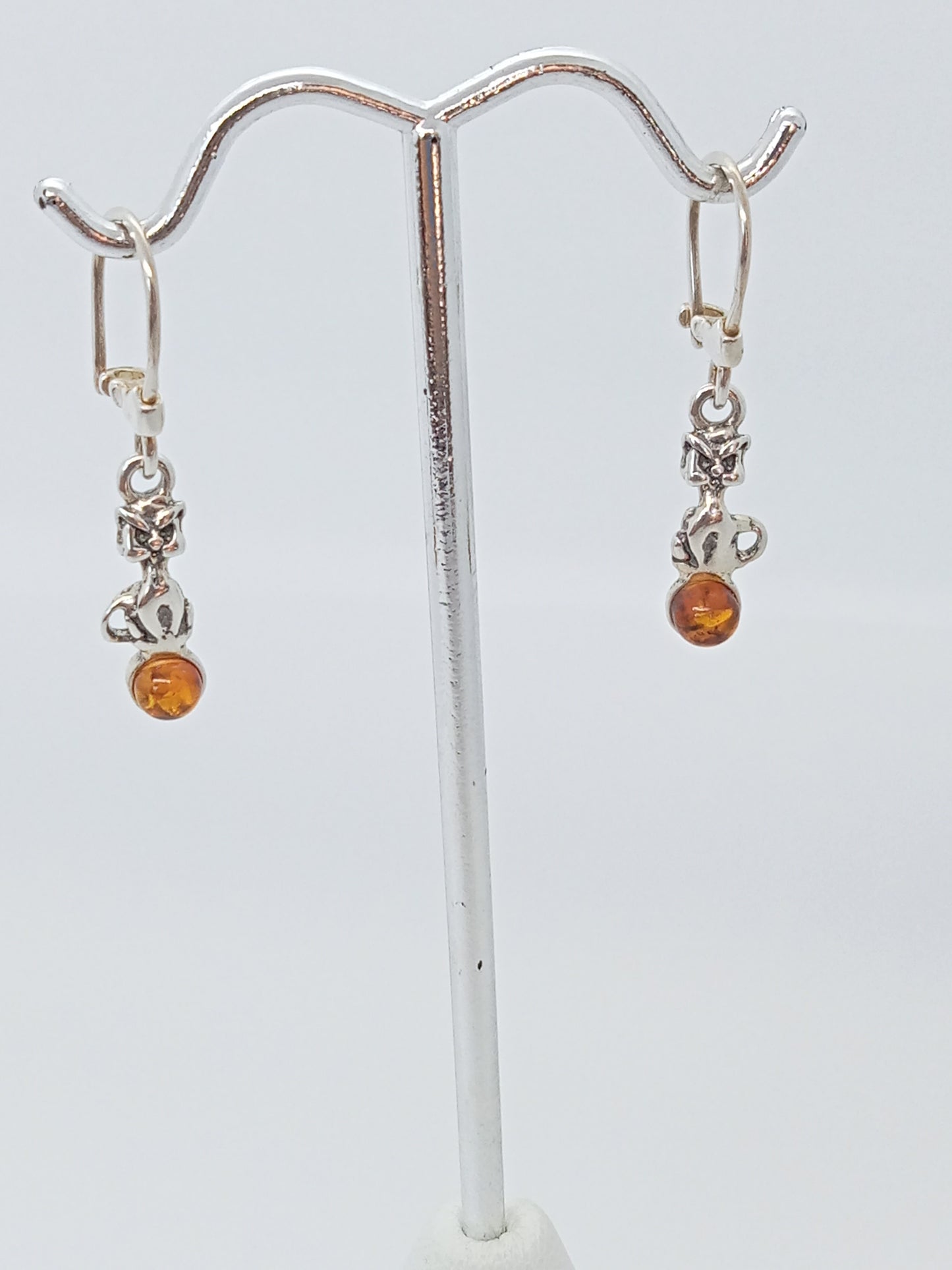 ARETES KAT