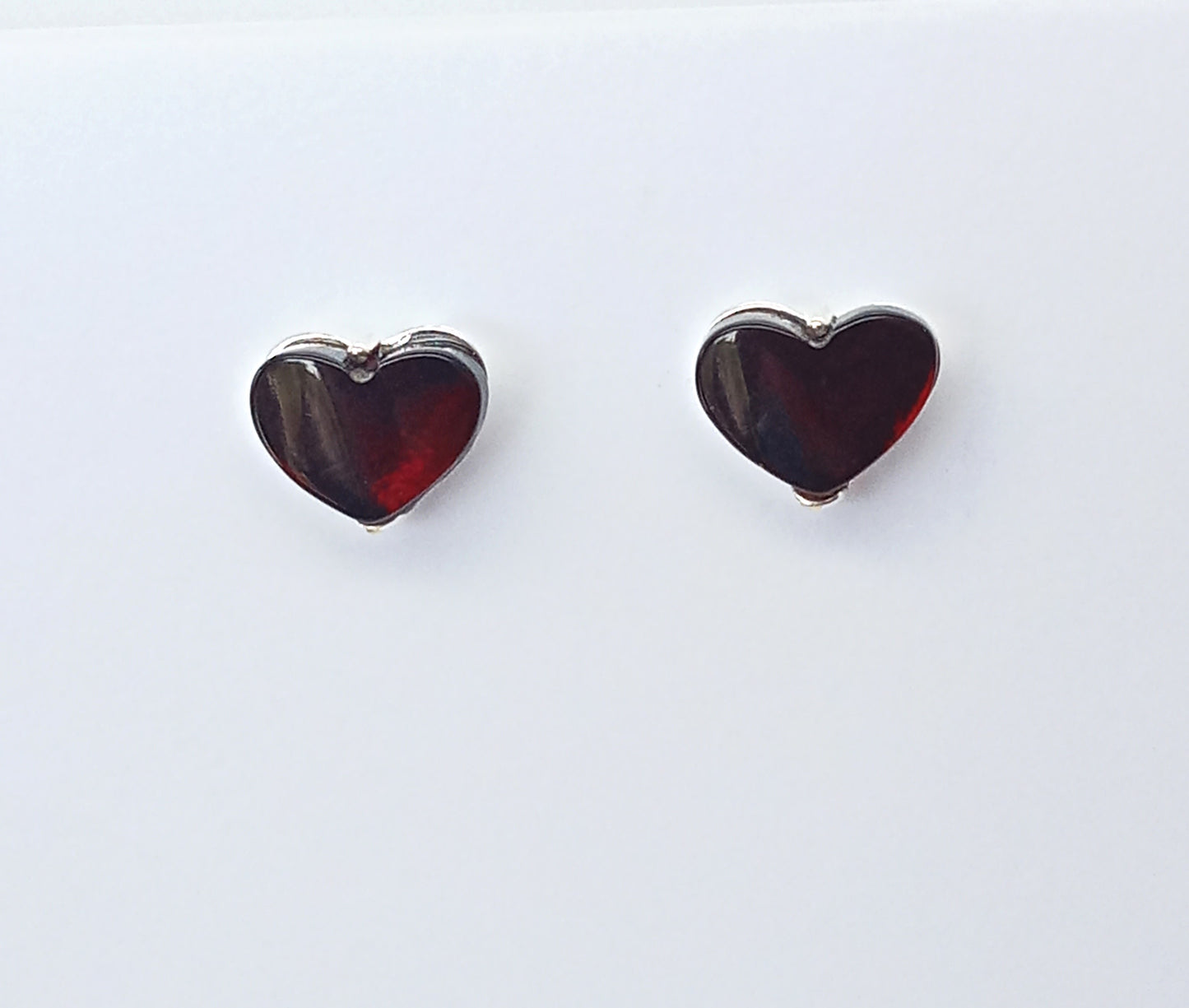 ARETES CORAZON CHERRY