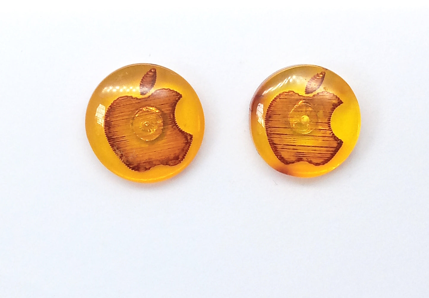 ARETES APPLE